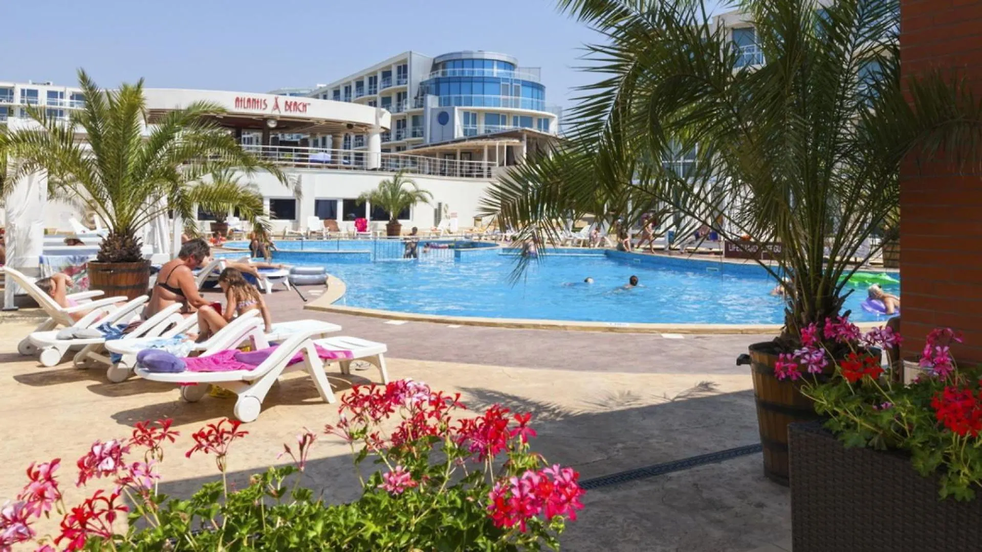 Apartment With Pool In Atlantis Resort Burgas