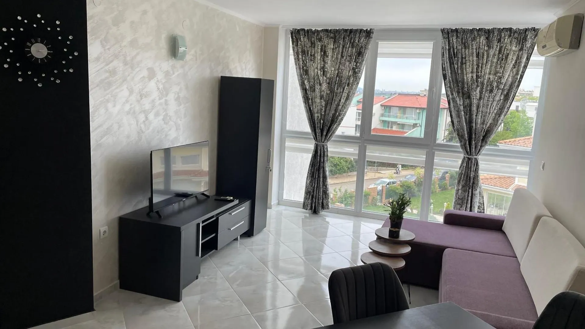 Apartment With Pool In Atlantis Resort Burgas 0*,